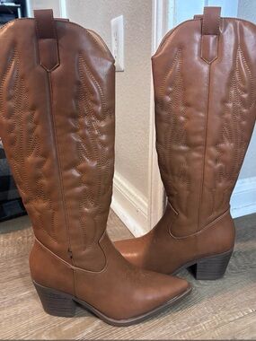 Women’s Brown Western Knee-High Boots - Classic Cowboy Style